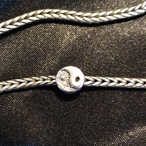 Trollbeads ying and yang
